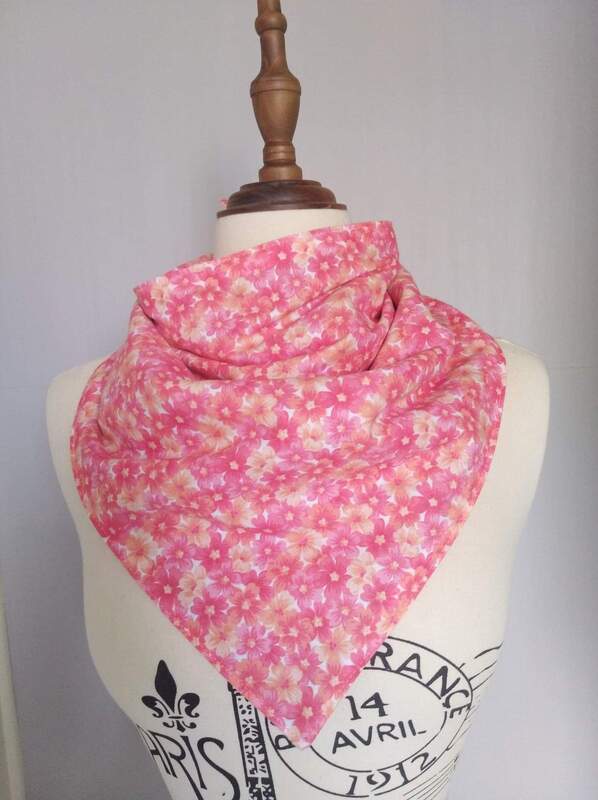 pretty waterproof scarf only in the middle section